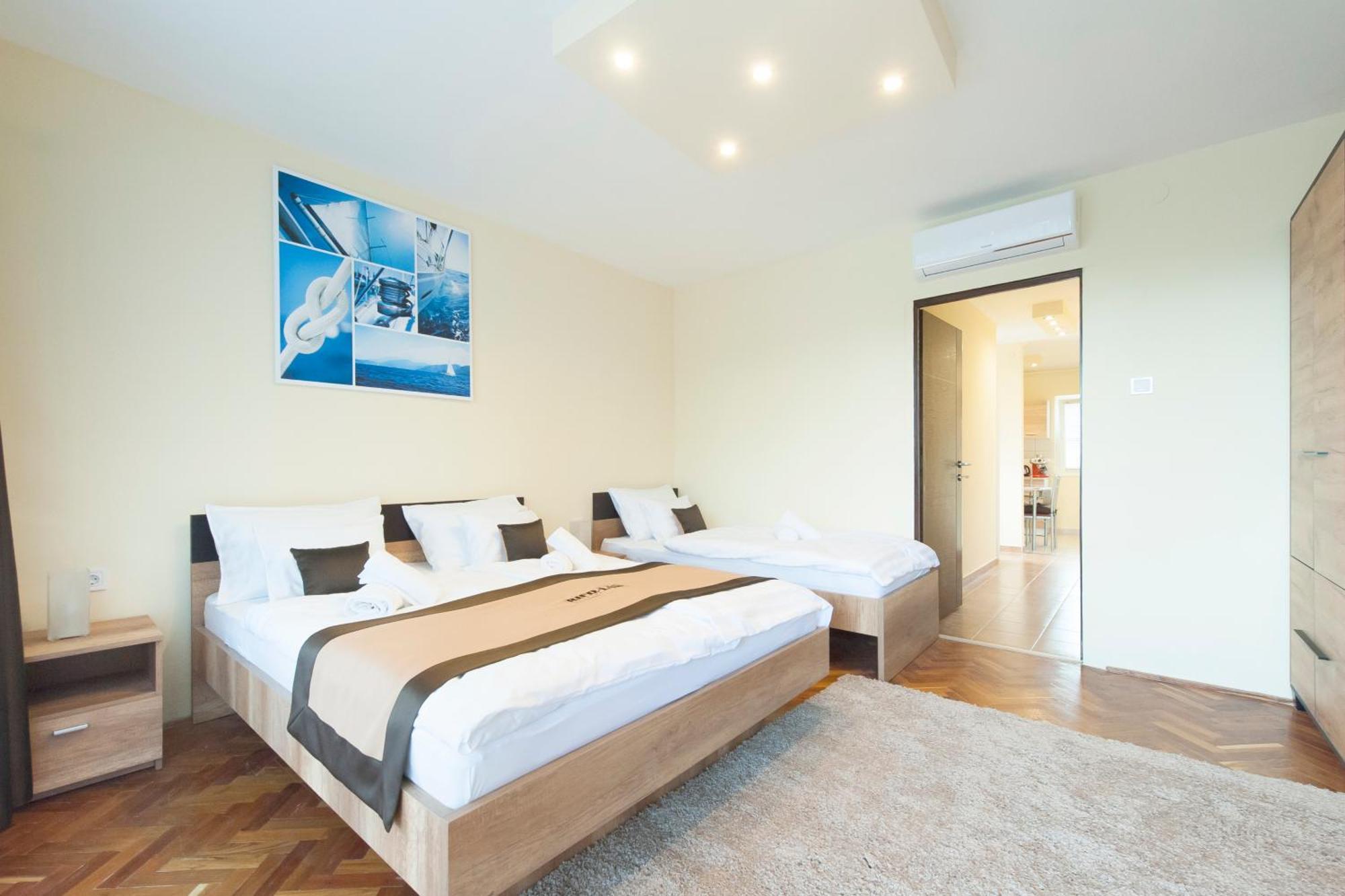Bier-Lak Apartman House 71 Balatonlelle Ngoại thất bức ảnh