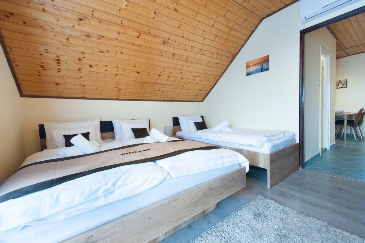 Bier-Lak Apartman House 71 Balatonlelle Ngoại thất bức ảnh