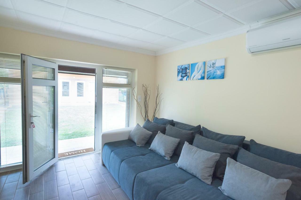 Bier-Lak Apartman House 71 Balatonlelle Ngoại thất bức ảnh