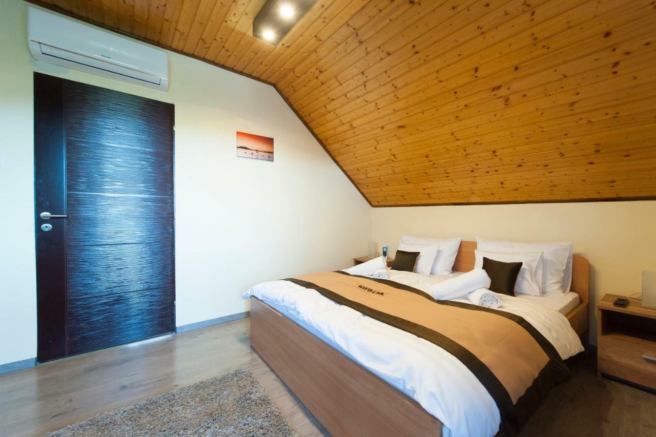 Bier-Lak Apartman House 71 Balatonlelle Ngoại thất bức ảnh